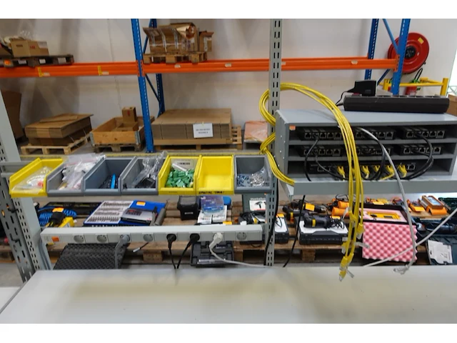 2x volledig werkstation awp - afbeelding 11 van  12