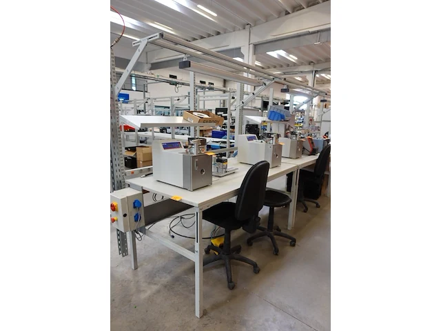 2x volledig werkstation awp - afbeelding 1 van  3