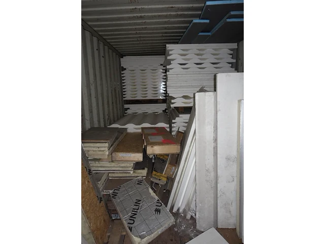 2x volledige inhoud container plafondisolatie - afbeelding 1 van  3