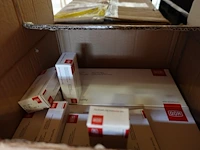 2x volledige inhoud ligger onderdelen laadpalen - afbeelding 16 van  54