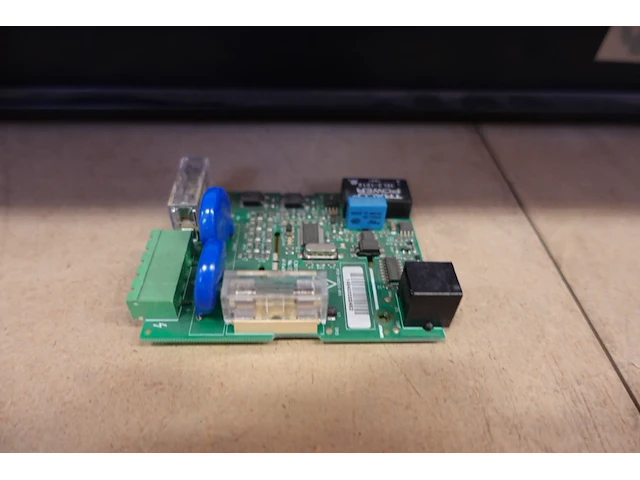 2x volledige inhoud ligger onderdelen laadpalen - afbeelding 18 van  54