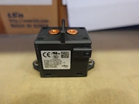 2x volledige inhoud ligger onderdelen laadpalen - afbeelding 22 van  54