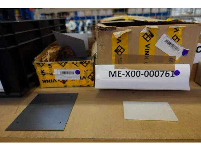 2x volledige inhoud ligger onderdelen laadpalen - afbeelding 37 van  54