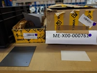 2x volledige inhoud ligger onderdelen laadpalen - afbeelding 37 van  54