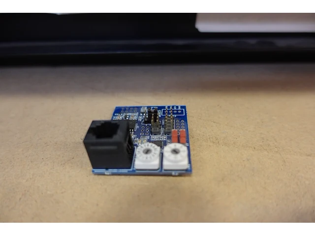 2x volledige inhoud ligger onderdelen laadpalen - afbeelding 38 van  54