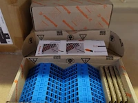 2x volledige inhoud ligger onderdelen laadpalen - afbeelding 49 van  54