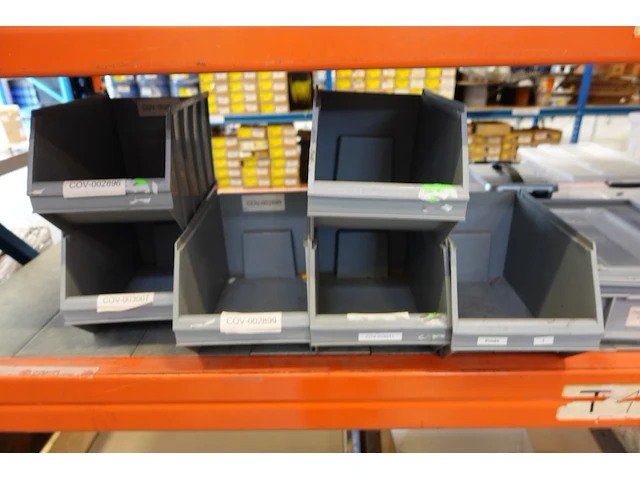 2x volledige inhoud ligger onderdelen laadpalen - afbeelding 51 van  54