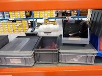 2x volledige inhoud ligger onderdelen laadpalen - afbeelding 52 van  54