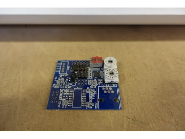 2x volledige inhoud ligger onderdelen laadpalen - afbeelding 54 van  54