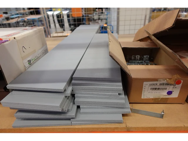 2x volledige inhoud ligger verpakkingsmaterialen - afbeelding 36 van  36