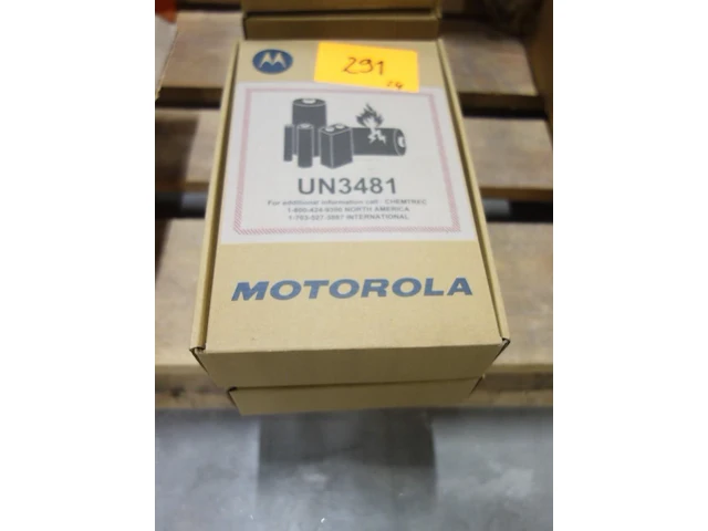 2x walkie talkie motorola - afbeelding 1 van  3