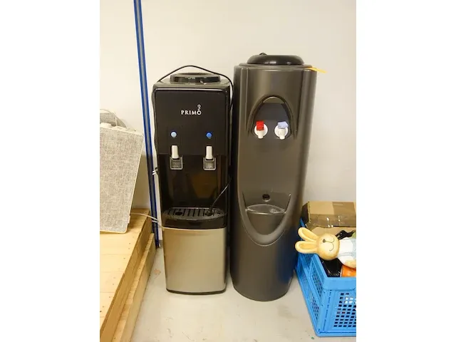 2x waterdispenser - afbeelding 1 van  2