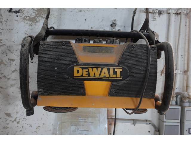 2x werfradio dewalt - afbeelding 4 van  5