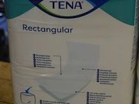 2x30st tena rectangular absorberend maandverband - afbeelding 2 van  3