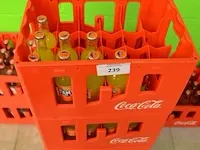 2x6 fl. cristaline 1,5l, 1x24fl. fuze tea lemon 20cl, 1x24 fl. fuze tea green 20cl, 2x24fl. fuze tea peach 20cl, 23 fl. minute maid tomaat 20cl, 5 fl. minute maid appel 20cl, 4 fl. contrex 1,5l - afbeelding 8 van  15