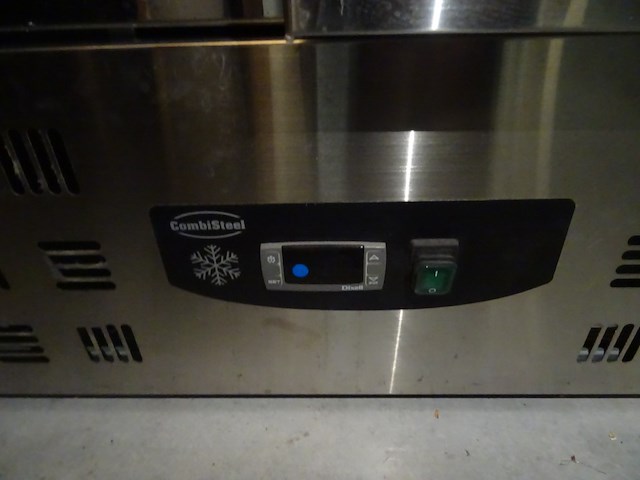 3- deurs koelkast + saladebar combisteel - afbeelding 3 van  6