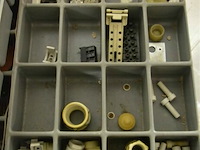 3 bakjes met div - afbeelding 3 van  4