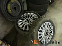 3 banden op ongepaard velgen - afbeelding 3 van  3