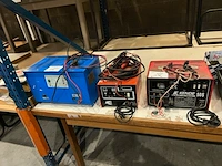 3 batterijladers - afbeelding 1 van  5