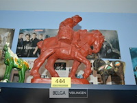 ±3 beeldjes van paarden - afbeelding 1 van  4