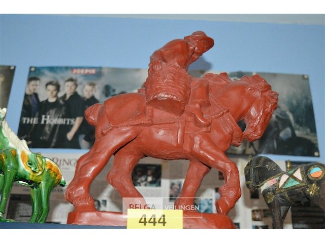 ±3 beeldjes van paarden - afbeelding 2 van  4