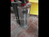 3 betonnen kernen - afbeelding 2 van  6