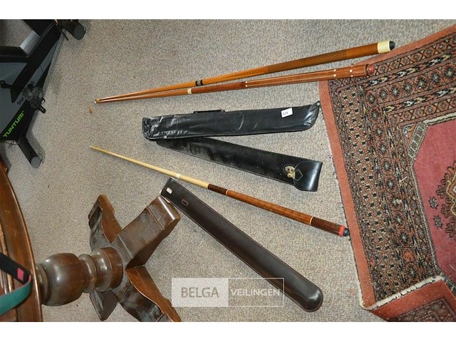 3 biljartkeuen en keu-tassen - afbeelding 1 van  4