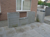 3 bloembakken in graniet, grijs, afm. 90x70x23, bankje in graniet, grijs, afm. 48x70x23 - afbeelding 3 van  6