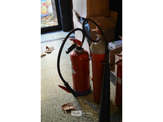 3 brand blussers 2x6liter 1x 5kg - afbeelding 3 van  4