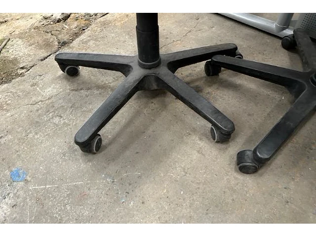 3 bureaustoelen - afbeelding 4 van  4