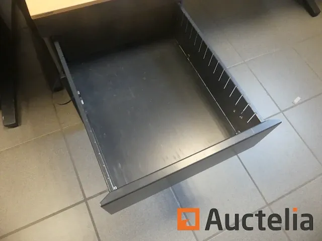 3 bureautafels met stoel en ladeblok - afbeelding 14 van  19