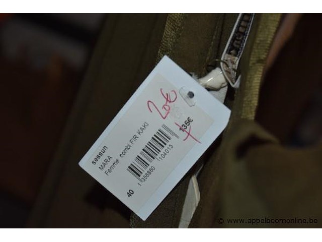 3 dameskledingstukken diverse maten - afbeelding 2 van  4