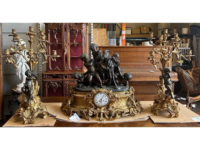3-delig schouwgarnituur denière ft de bronzes - afbeelding 1 van  24