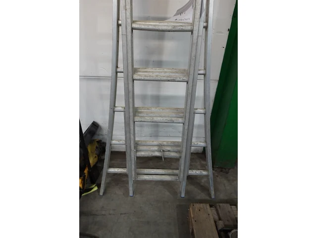 3-delige alu ladder - afbeelding 2 van  3