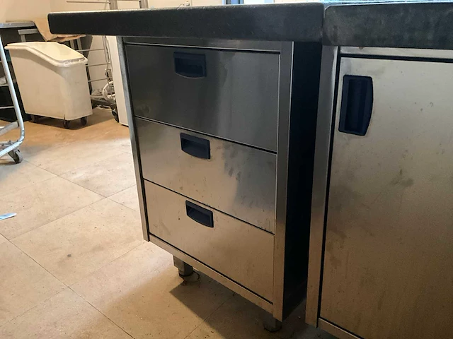 3-delige rvs werkbank met natuurstenen bladen - afbeelding 5 van  8