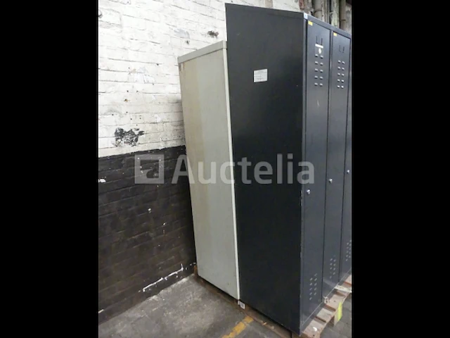 3 delvart 2-deurs garderobe/lockers, 4 3-deurs garderobe/lockers - afbeelding 5 van  9