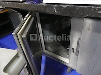 3-deurs rvs gekoelde kast merk en model onleesbaar - afbeelding 6 van  8