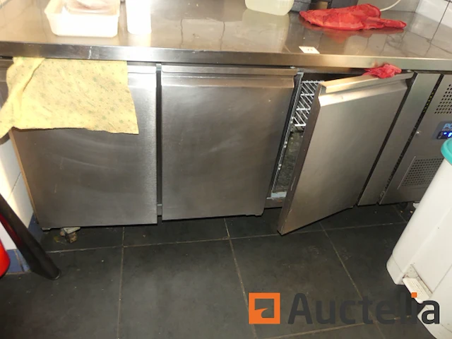 3-deurs rvs koelkast + geïntegreerde koelunit polar refrigeration - afbeelding 2 van  9