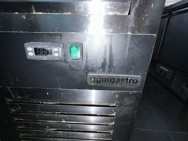 3 deurs rvs koelwerkbank ggmgastro - afbeelding 2 van  6