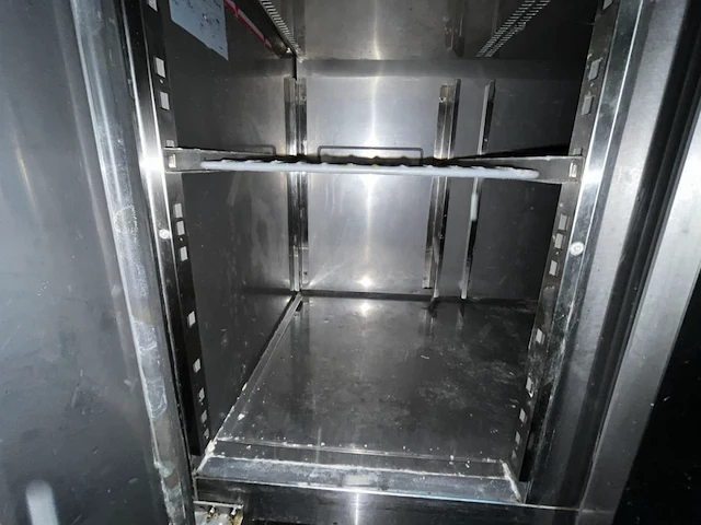 3 deurs rvs koelwerkbank ggmgastro - afbeelding 5 van  6