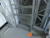3 displays met verlichtingsarmatuur - afbeelding 5 van  6