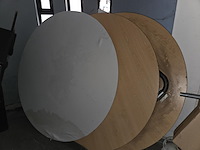 3 div rechthoekige tafels + 1 lot ronde tafels - afbeelding 3 van  4