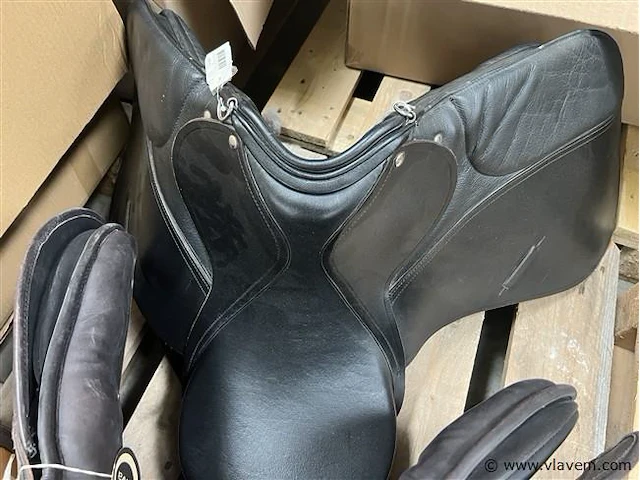 3 div. zadels - afbeelding 4 van  4