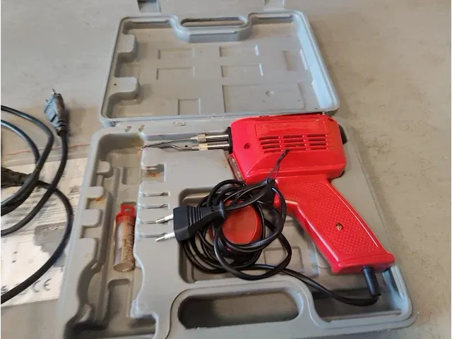 3 diverse elektrische gereedschappen - afbeelding 4 van  5