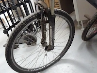 3 diverse fietsen - afbeelding 6 van  7