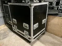 3 diverse flightcases, waaronder 2 verrijdbaar - afbeelding 1 van  3