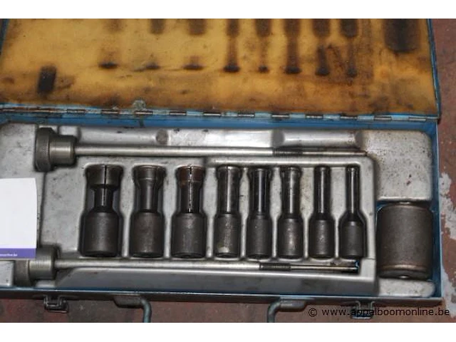 3 diverse gereedschapsets - afbeelding 2 van  4