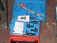 3 diverse gereedschapsets - afbeelding 1 van  3