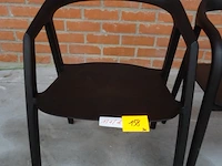 3 diverse houten stoelen - afbeelding 4 van  5