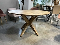 3 diverse mangohouten eetkamertafels